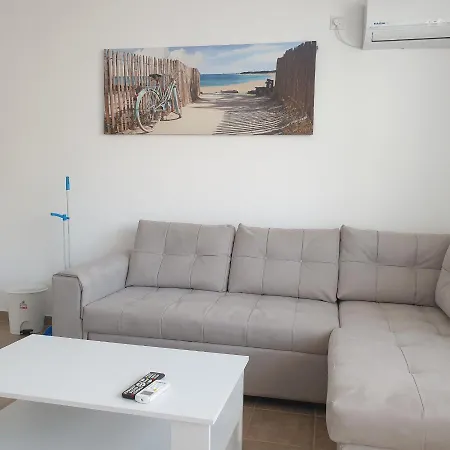 Апартаменти Браво 1 Двустаен Ромео И Гери Дом アパート サニービーチ